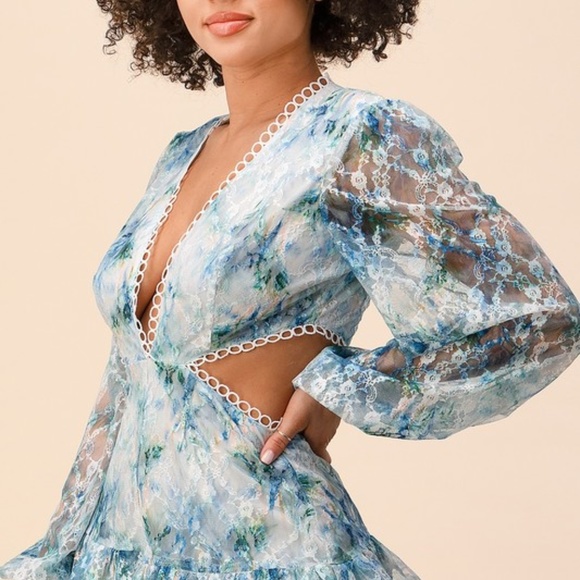 BLUE AND GREEN LONG SLEEVE CUTOUT ROMPER - Picture 5 of 15